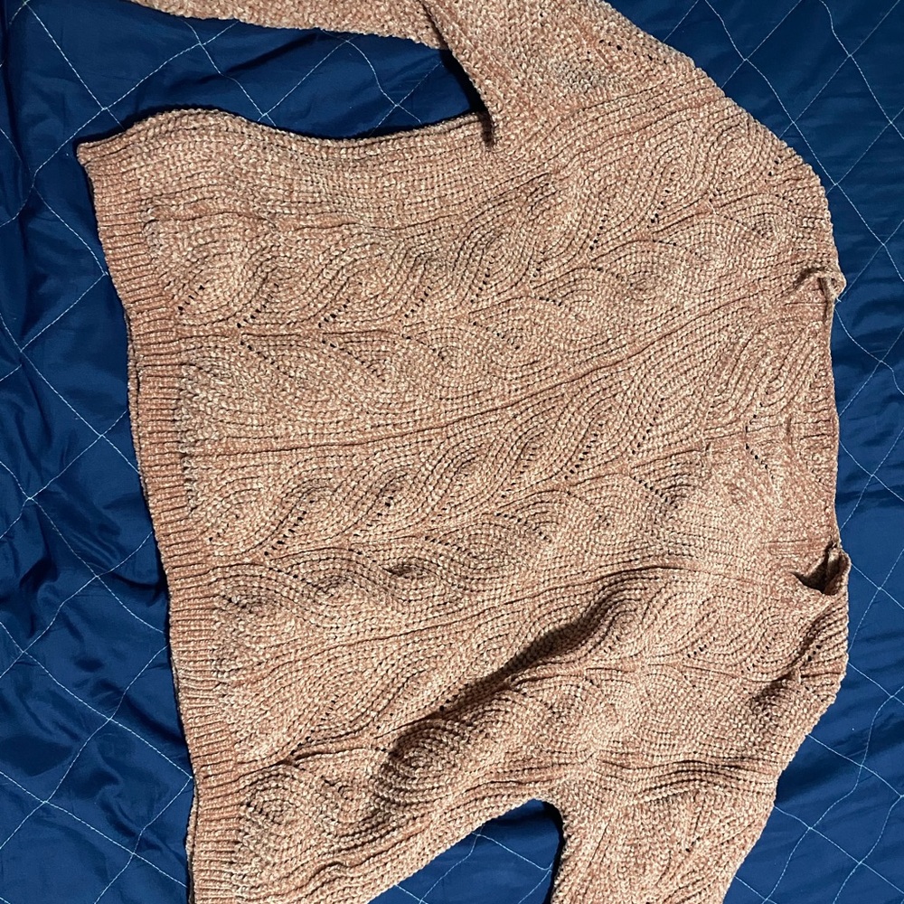 Women's Cable Knit Sweater - mauve